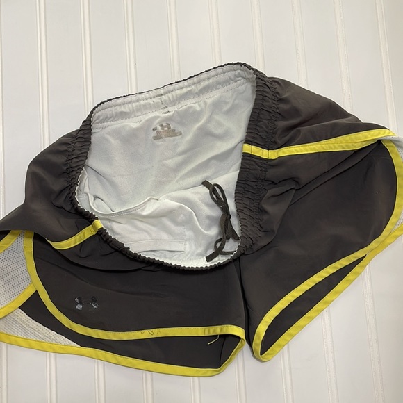 Small Under Armor athletic shorts. - Picture 2 of 3